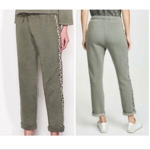 Sundry XS Leopard Stripe Cuffed Sweatpants